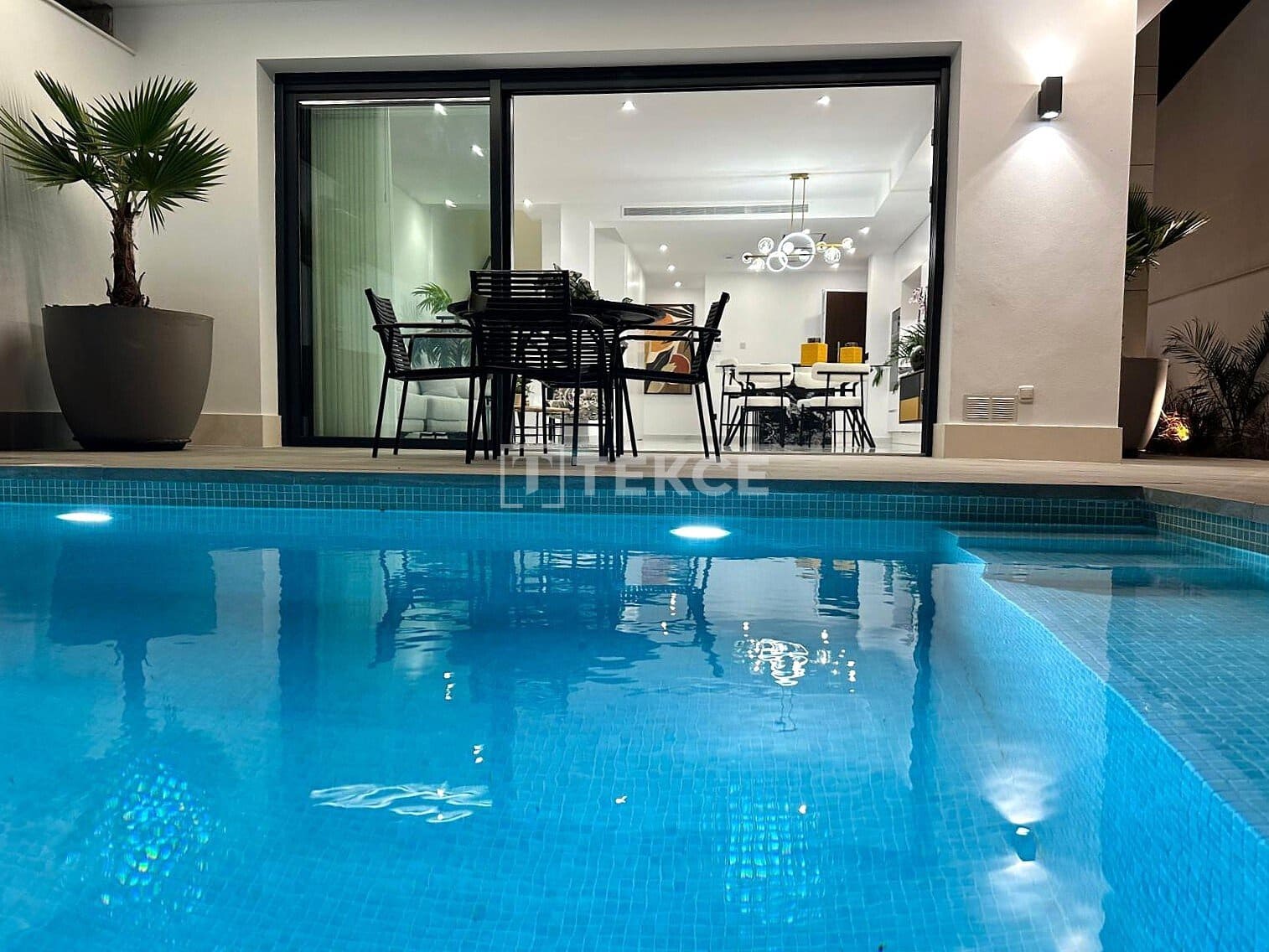 3 slaapkamer Villa te koop in San Pedro del Pinatar met zwembad - € 439.000 (Ref: 8964740)