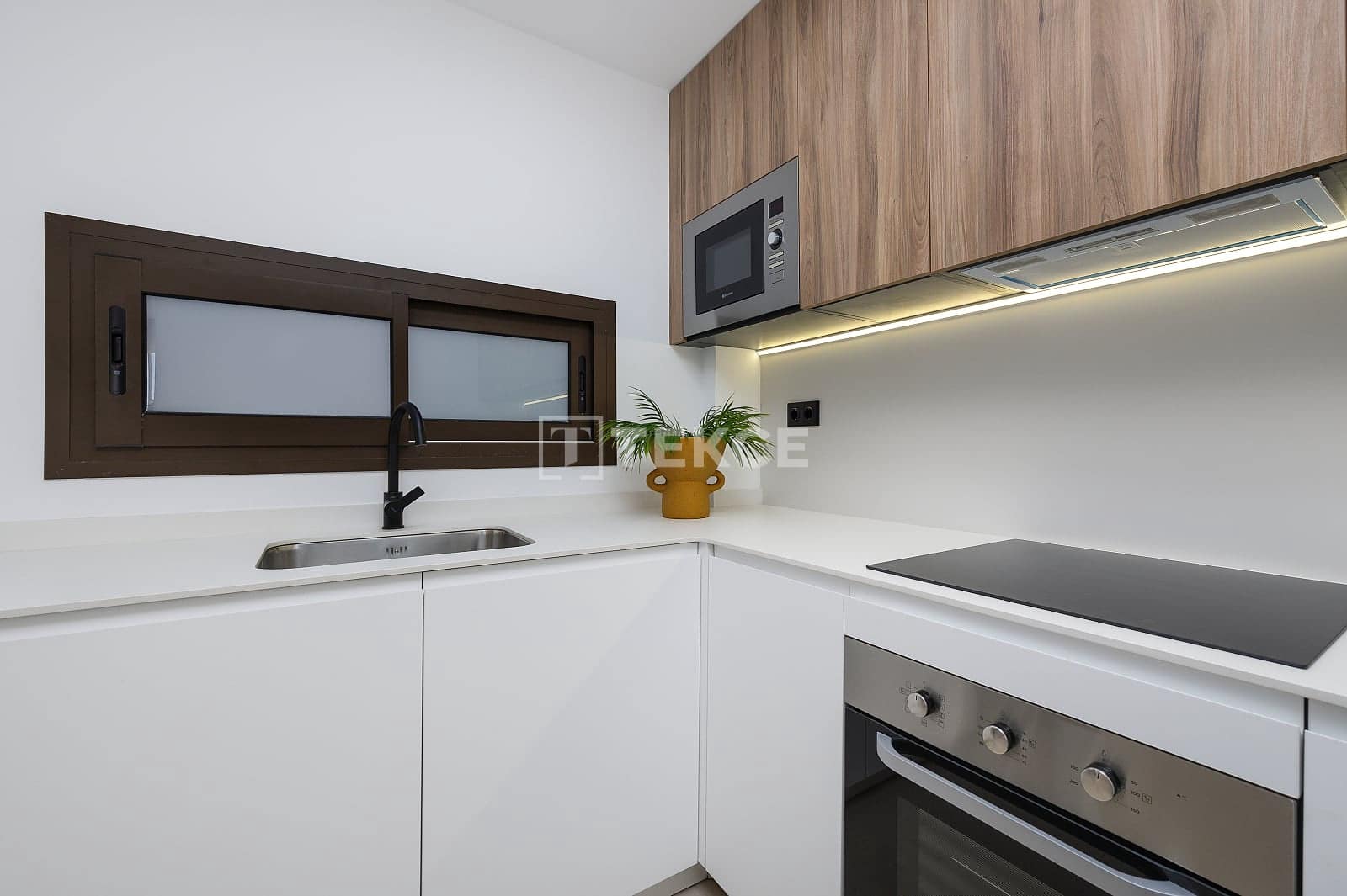 3 quarto Apartamento para venda em Los Alcazares com piscina - 330 000 € (Ref: 8964758)