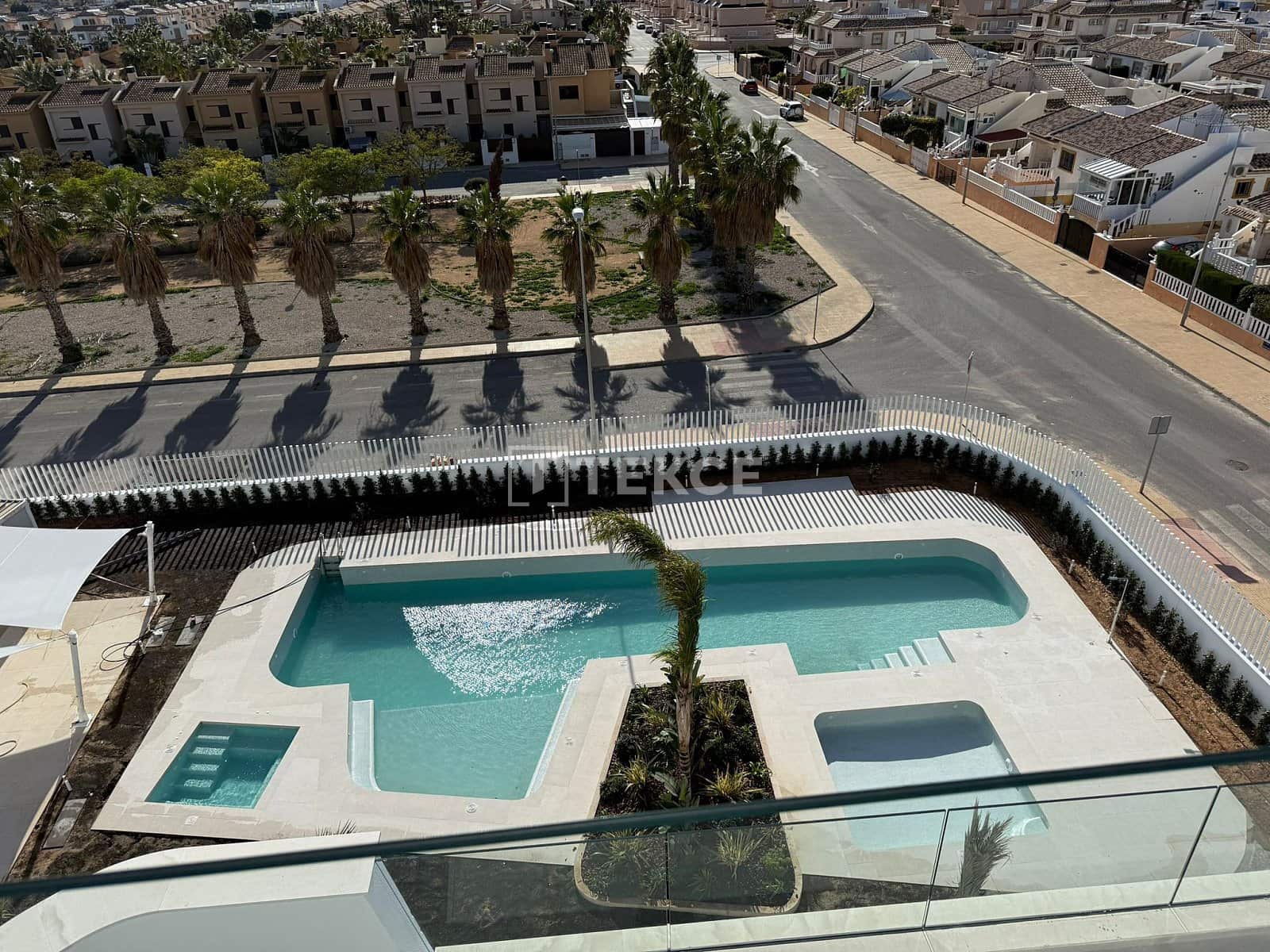 3 slaapkamer Flat te koop in Cabo Roig met zwembad - € 369.000 (Ref: 8964764)