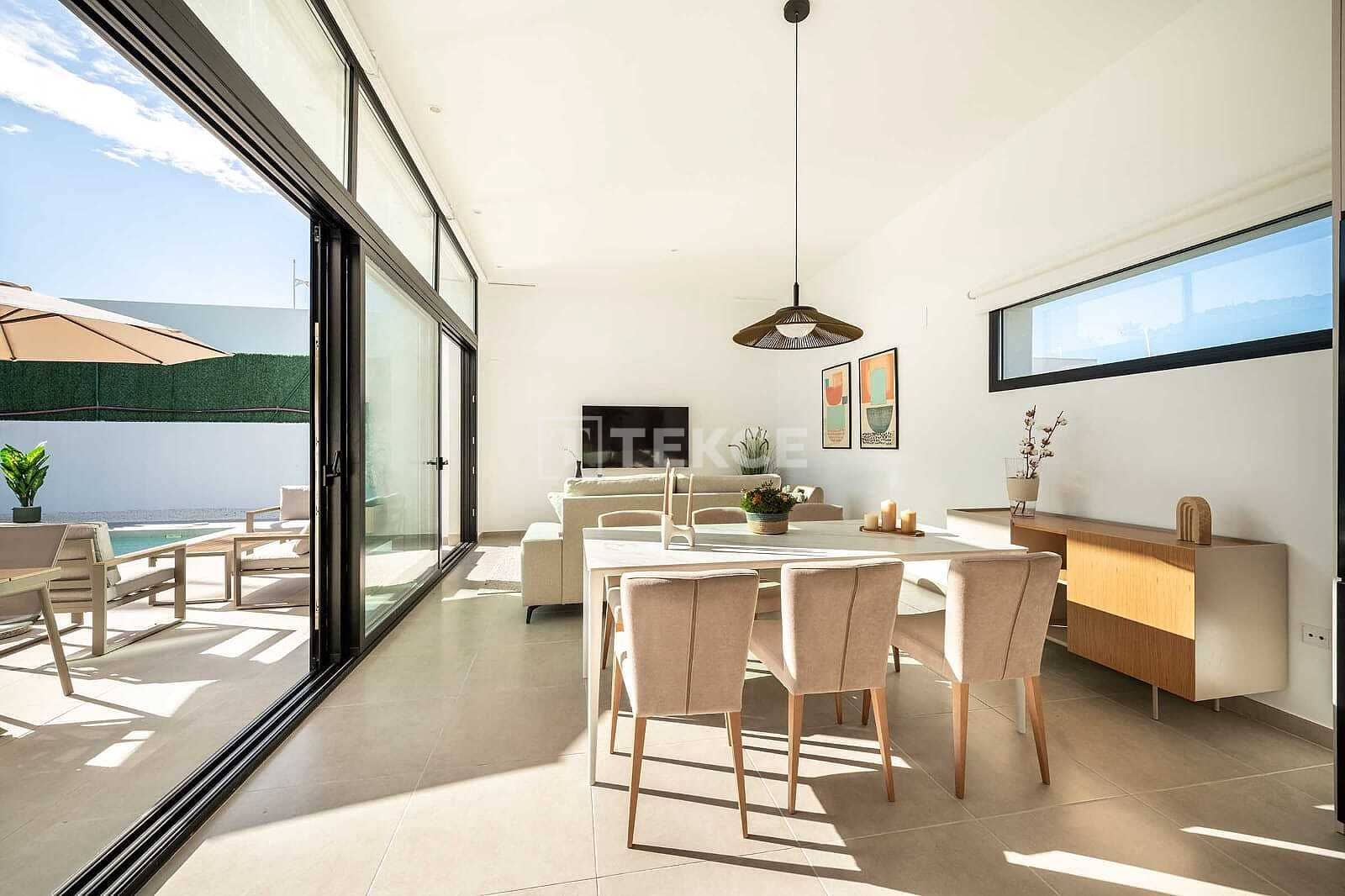 Chalet de 2 habitaciones en Calasparra en venta con piscina - 305.000 € (Ref: 8964768)