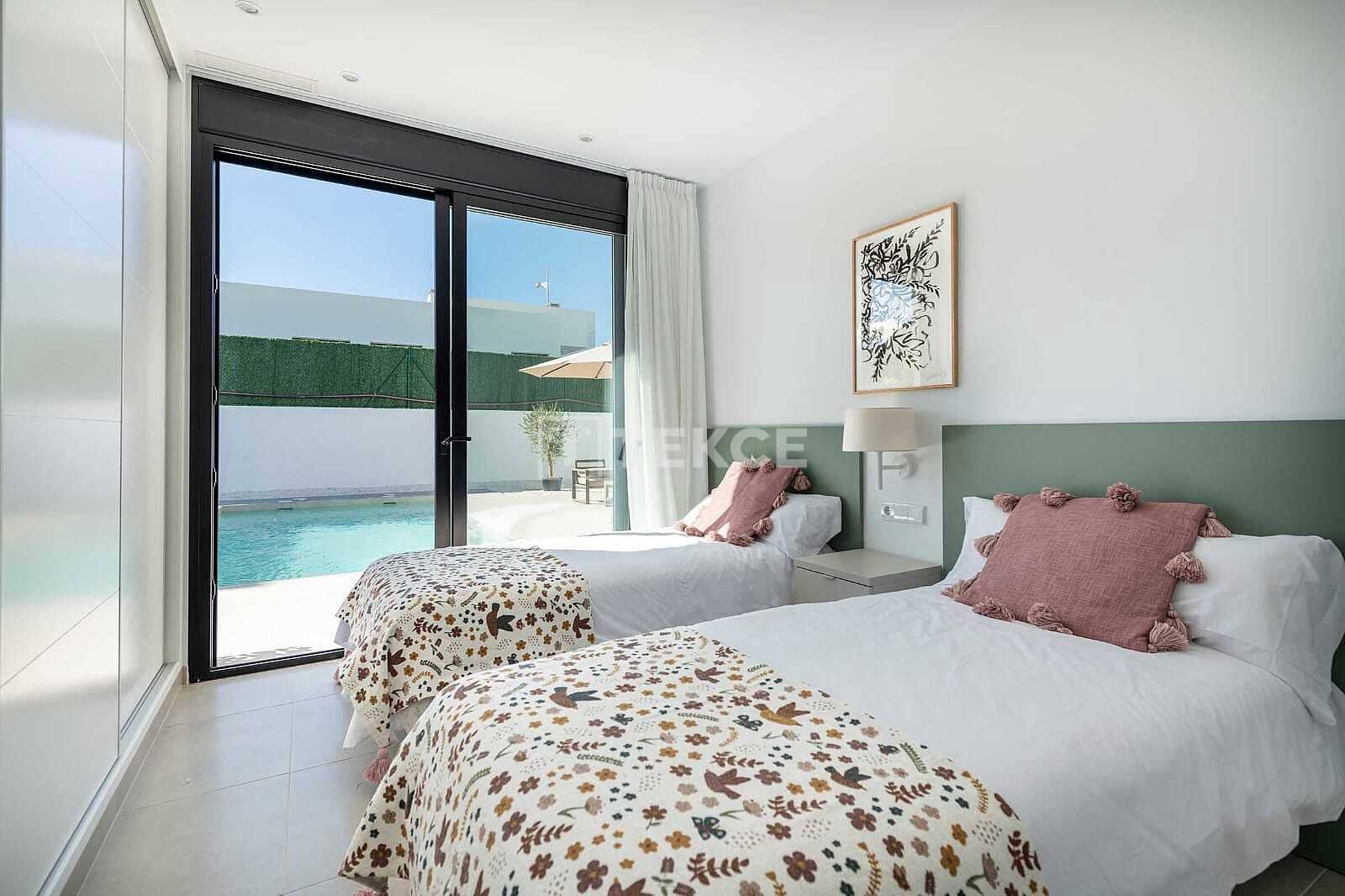 Chalet de 2 habitaciones en Calasparra en venta con piscina - 305.000 € (Ref: 8964768)