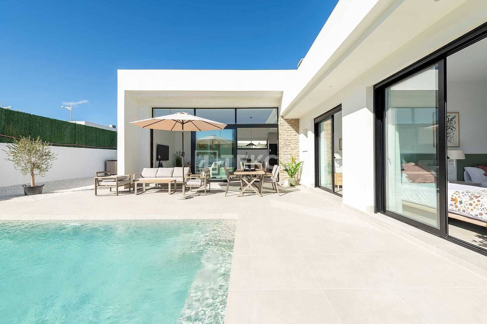 3 quarto Moradia para venda em Calasparra com piscina - 335 000 € (Ref: 8964769)