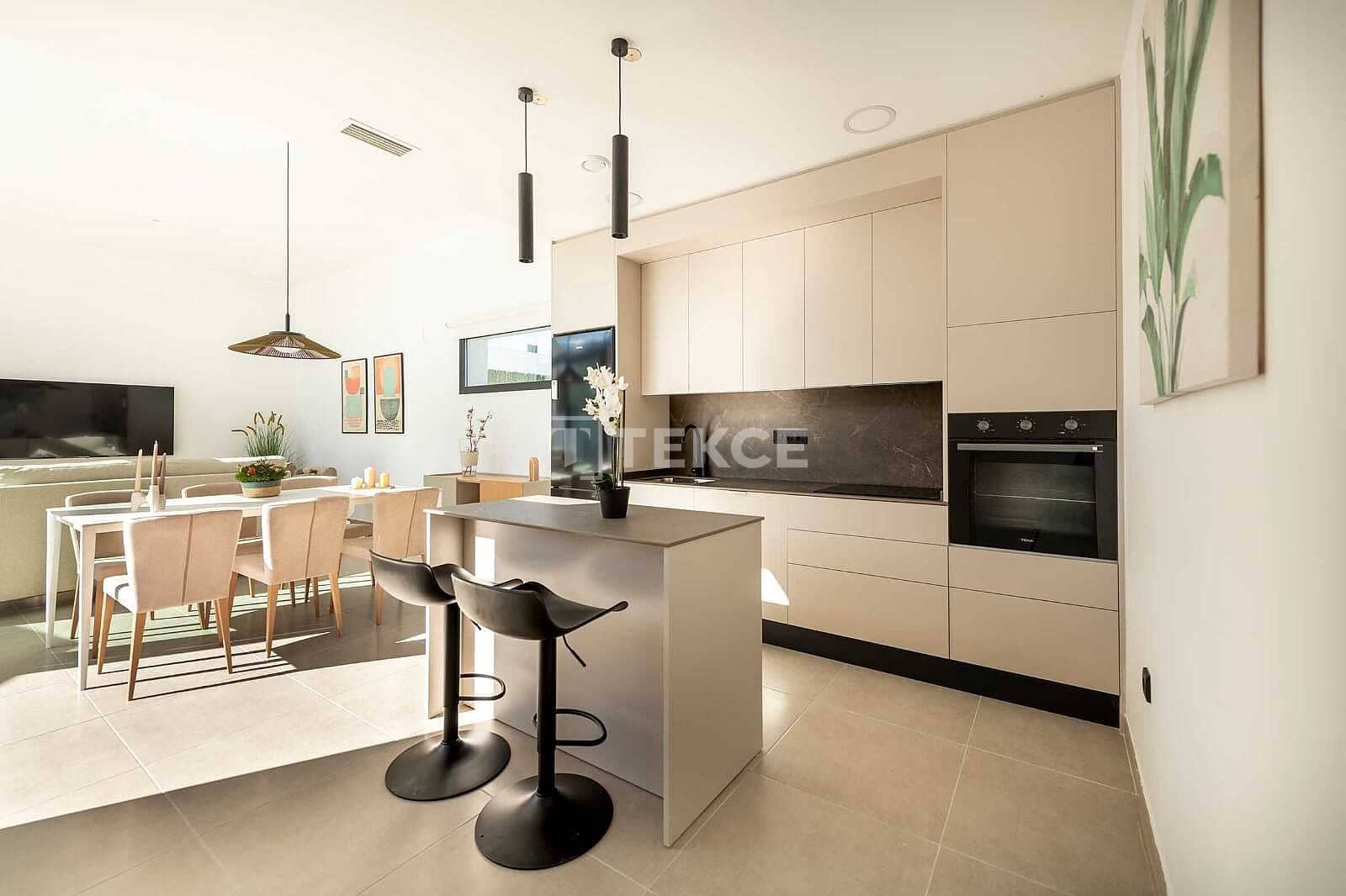 3 quarto Moradia para venda em Calasparra com piscina - 335 000 € (Ref: 8964769)