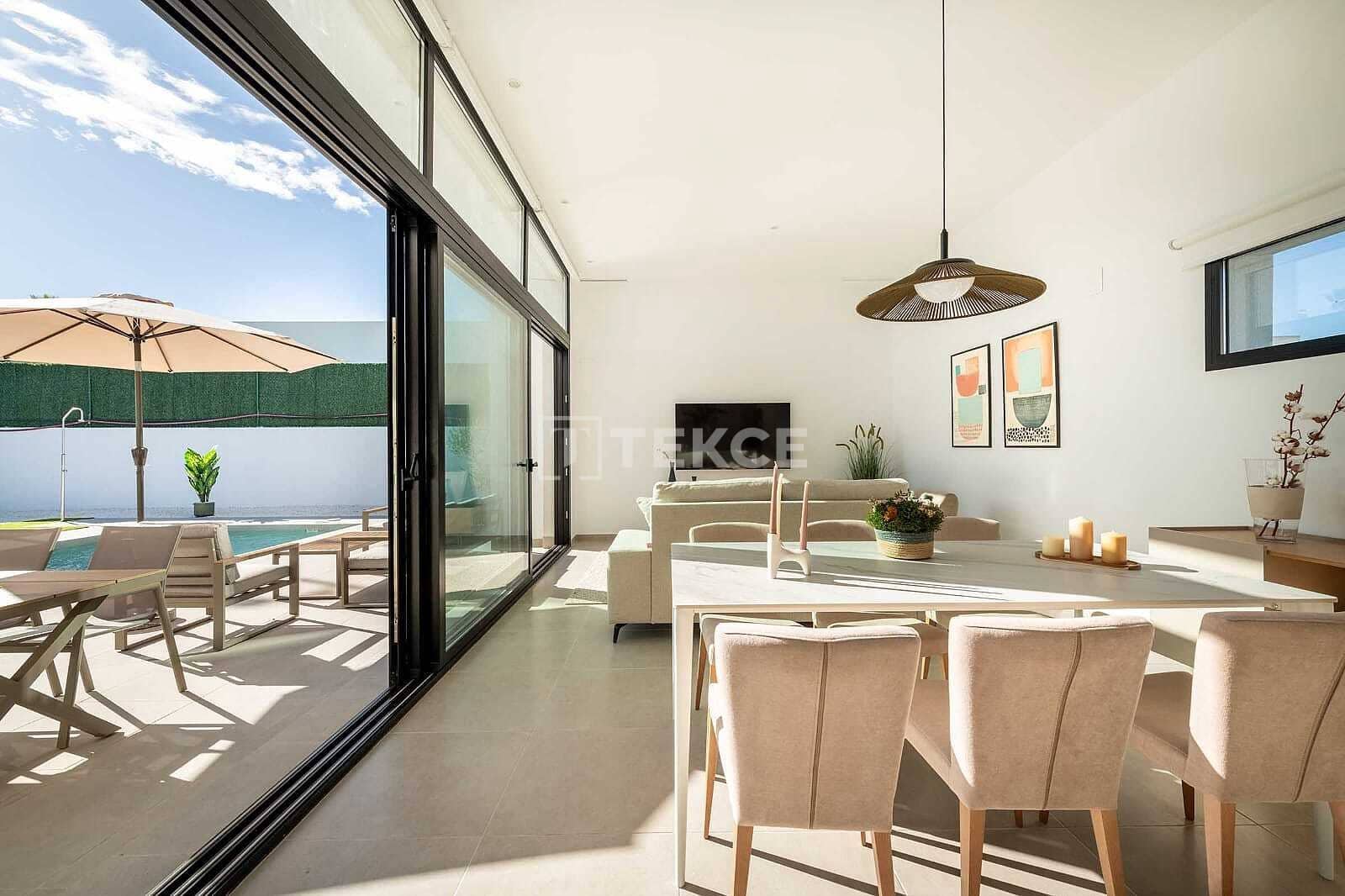 3 quarto Moradia para venda em Calasparra com piscina - 335 000 € (Ref: 8964769)