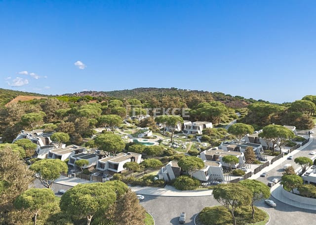 4 bedroom Villa for sale in Torrelodones with pool - € 975,000 (Ref: 8964788)