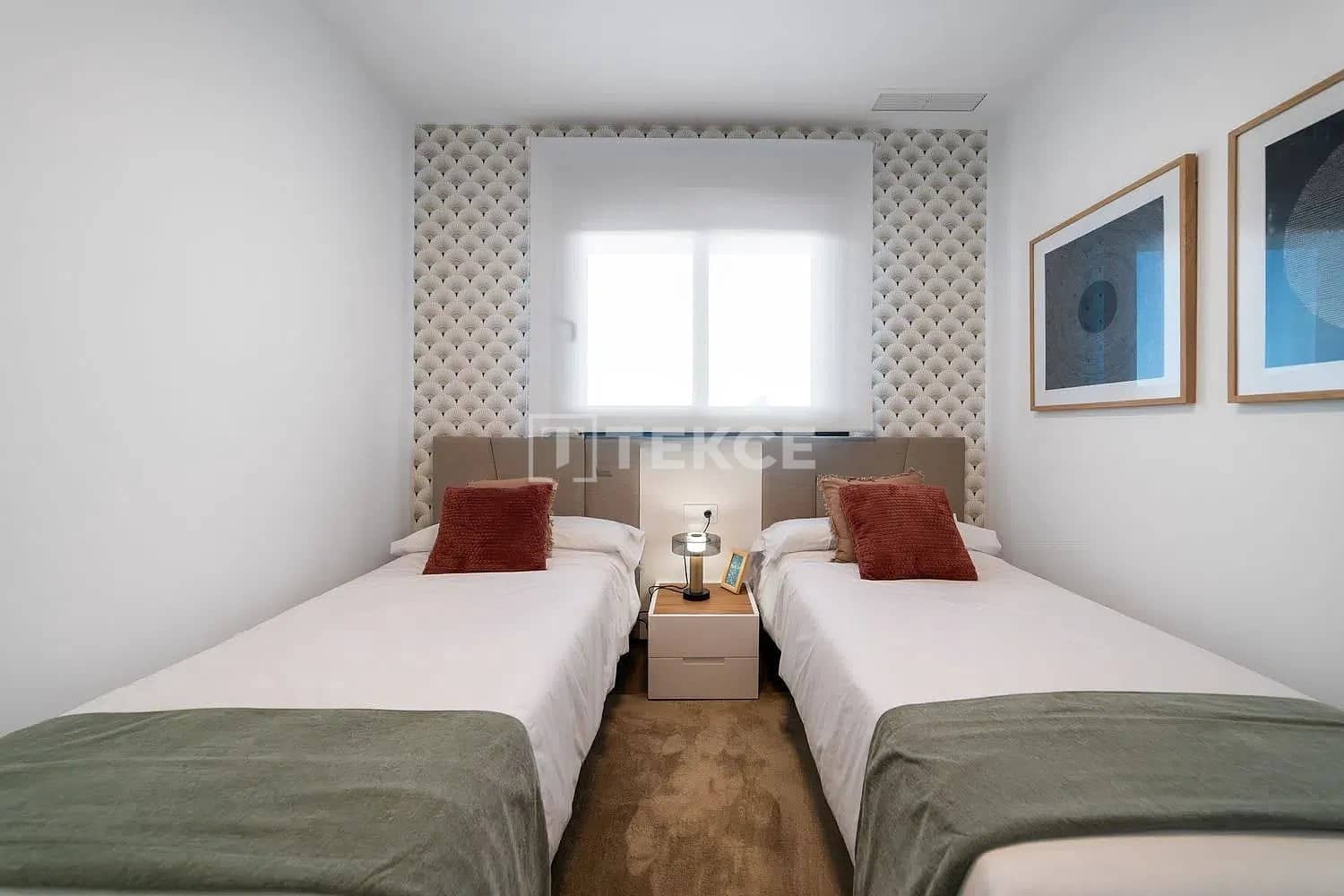 1 bedroom Flat for sale in Torrevieja with pool - € 260,000 (Ref: 8964790)