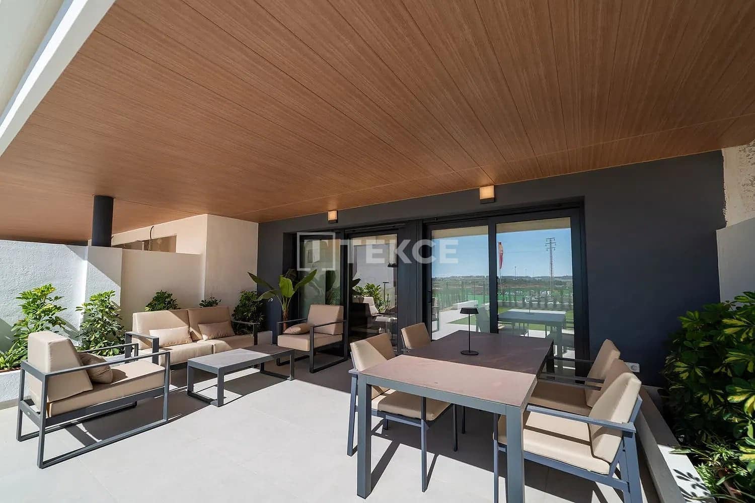1 makuuhuone Asunto myytävänä paikassa Torrevieja mukana uima-altaan - 273 000 € (Ref: 8964791)
