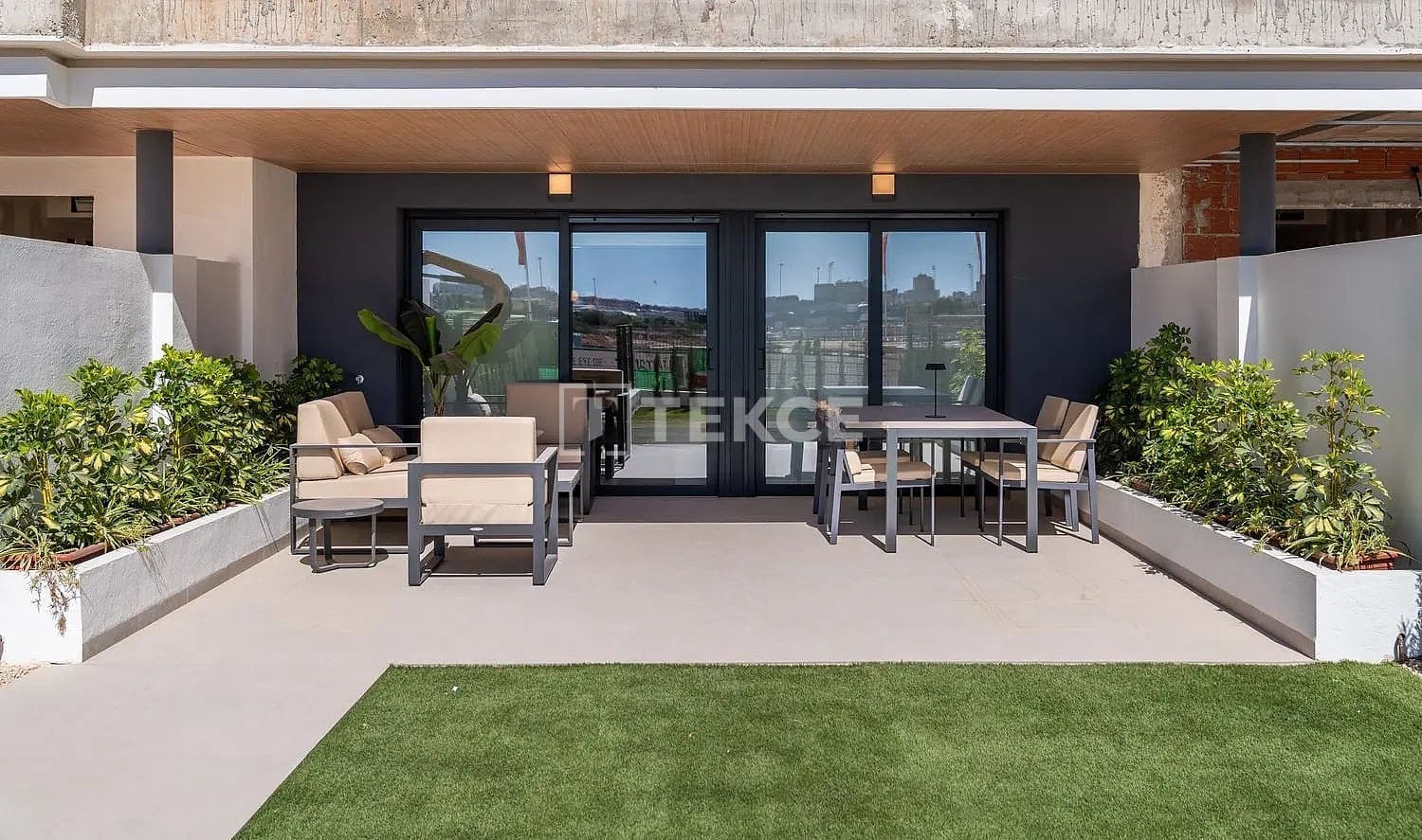 3 soveværelse Lejlighed til salg i Torrevieja med swimmingpool - € 391.000 (Ref: 8964795)