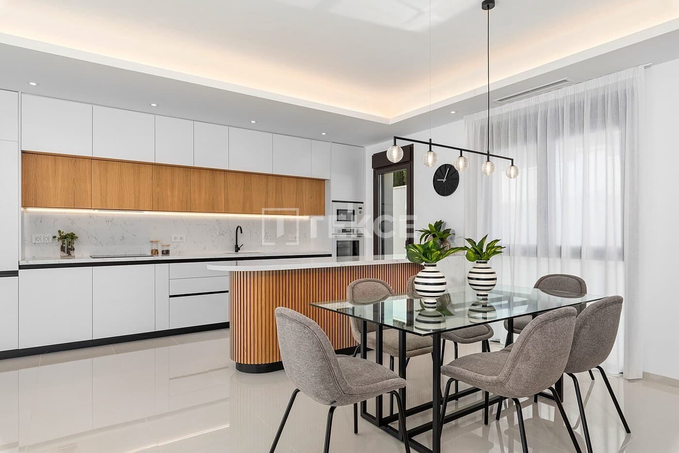 3 sypialnia Willa na sprzedaż w Ciudad Quesada z basenem - 703 000 € (Ref: 8964801)