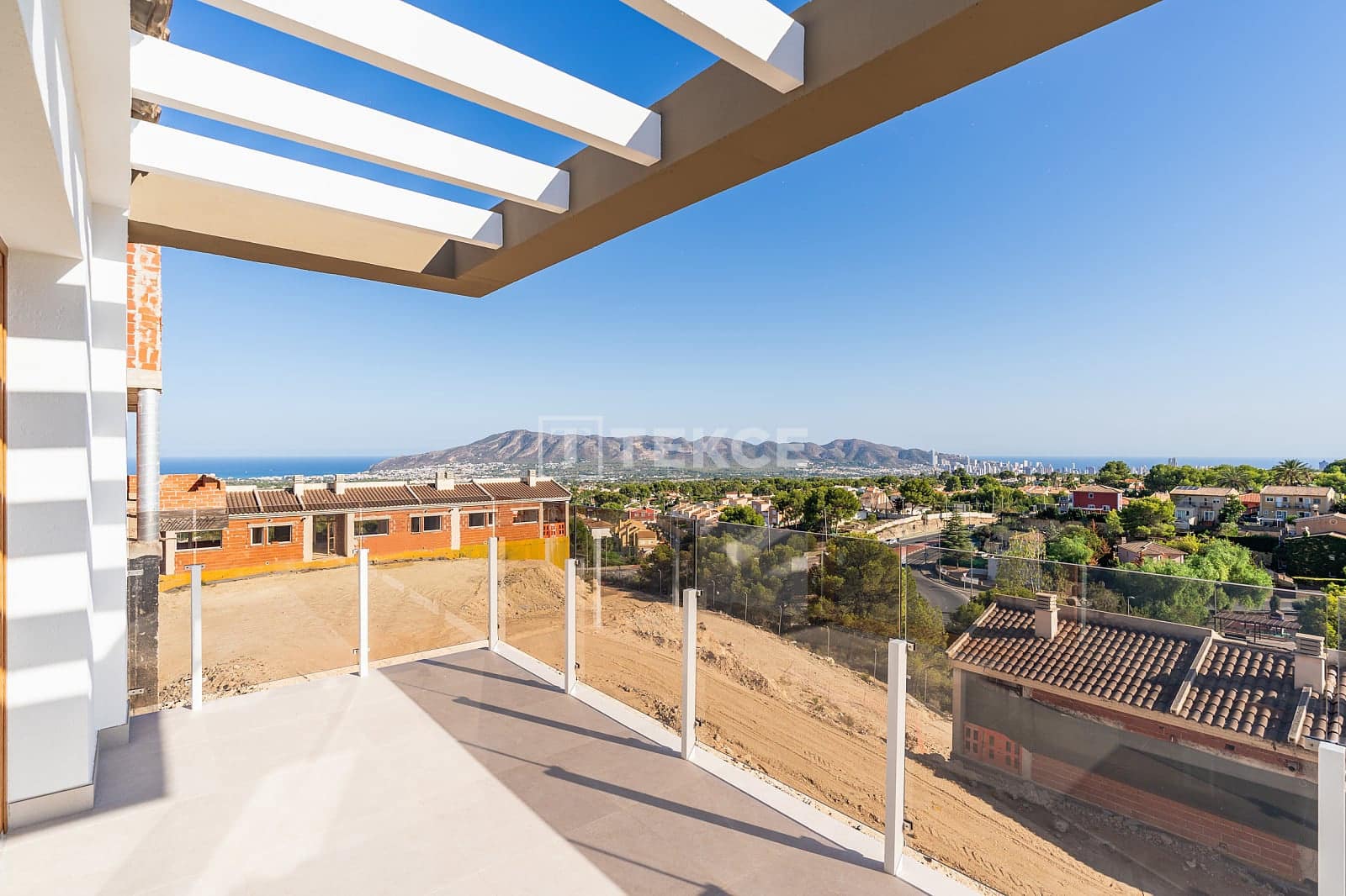 4 chambre Villa/Maison à vendre à La Nucia avec piscine - 465 000 € (Ref: 8964813)