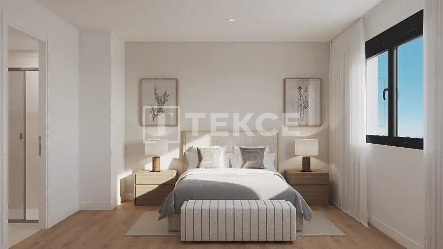 4 bedroom Flat for sale in Alicante / Alacant city with pool - € 457,000 (Ref: 8964824)