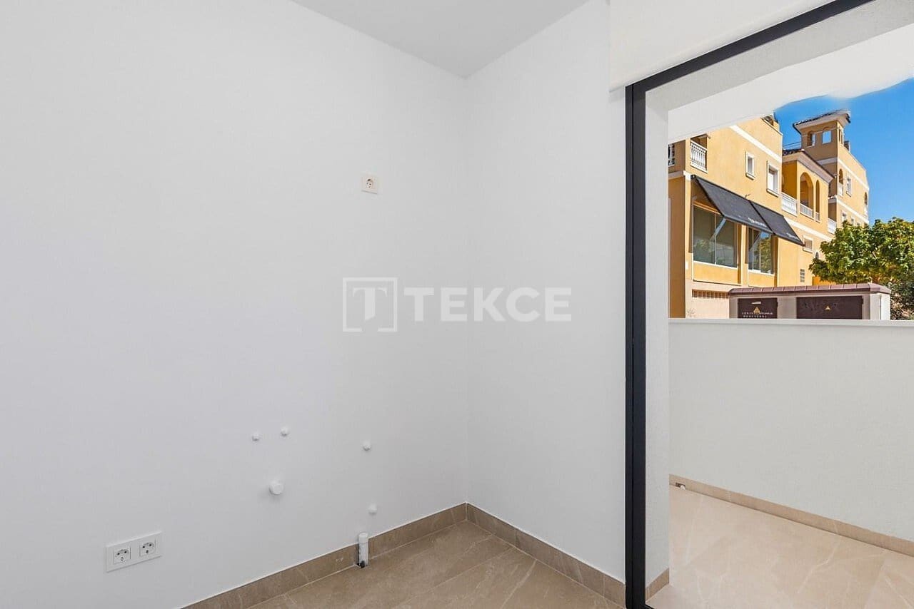 4 chambre Appartement à vendre à Benijofar avec piscine - 328 000 € (Ref: 8964832)