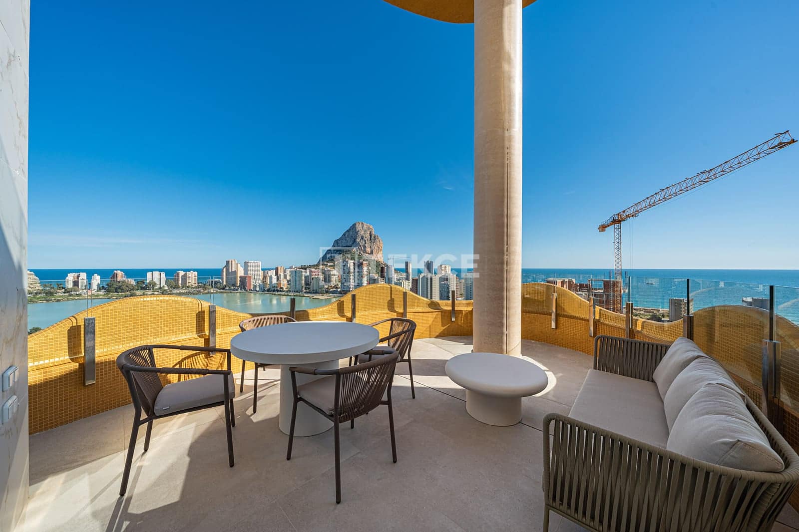 3 Zimmer Wohnung zu verkaufen in Calpe / Calp mit Pool - 650.000 € (Ref: 8964849)