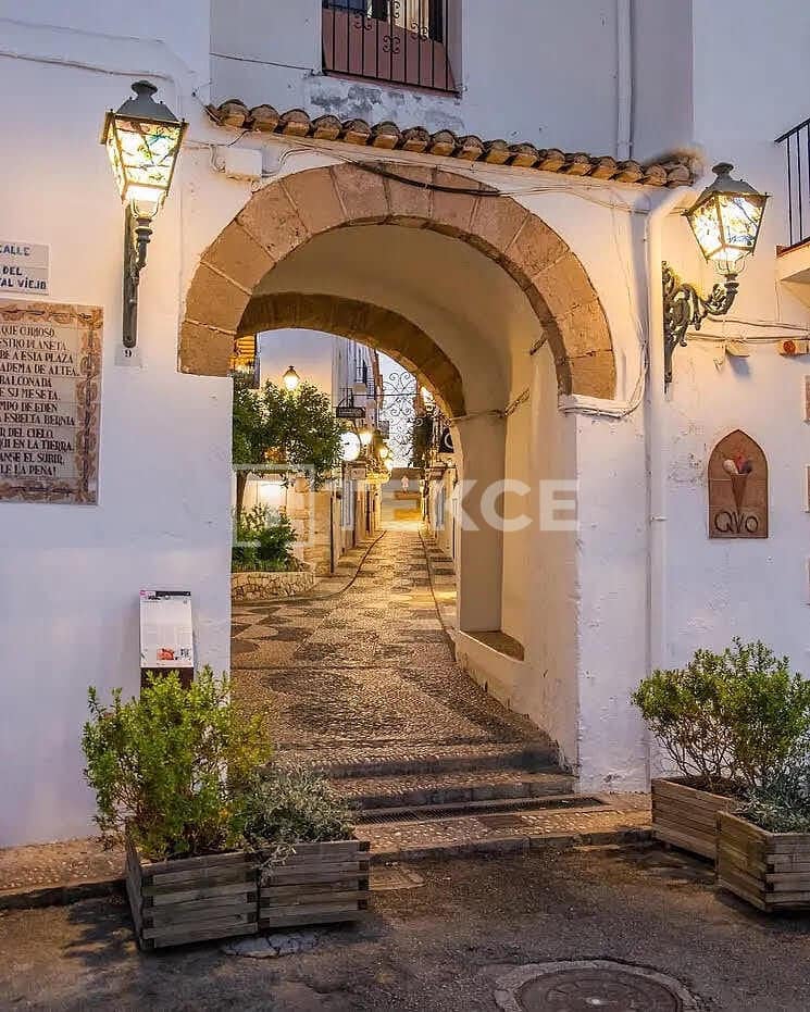 2 soveværelse Lejlighed til salg i Altea - € 990.000 (Ref: 8964870)