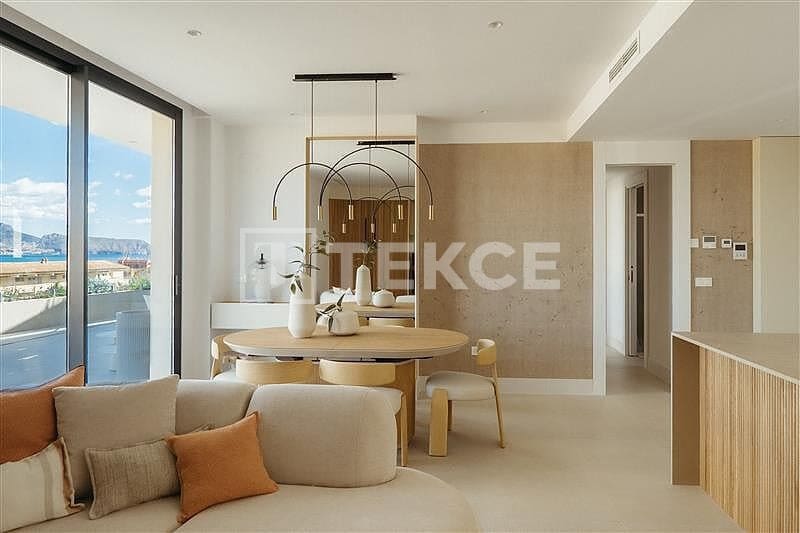 Piso de 3 habitaciones en Albir en venta con piscina - 850.000 € (Ref: 8964872)