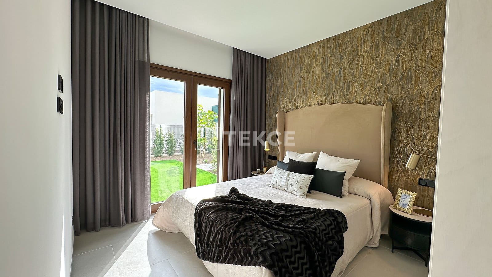 Chalet de 3 habitaciones en Algorfa en venta con piscina - 555.000 € (Ref: 8964898)