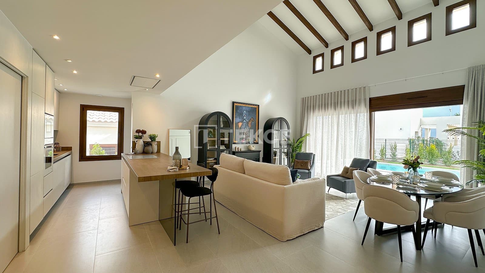 Chalet de 3 habitaciones en Algorfa en venta con piscina - 555.000 € (Ref: 8964898)