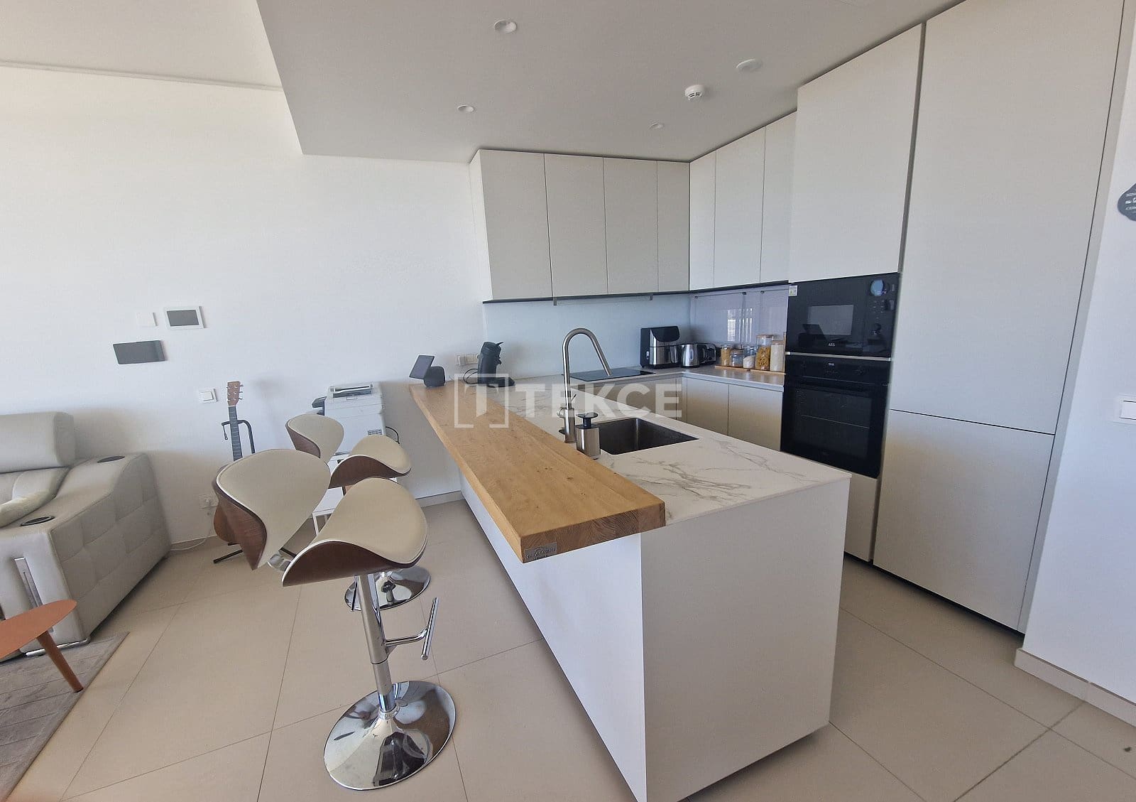 3 bedroom Flat for sale in Mijas with pool - € 1,150,000 (Ref: 8964908)