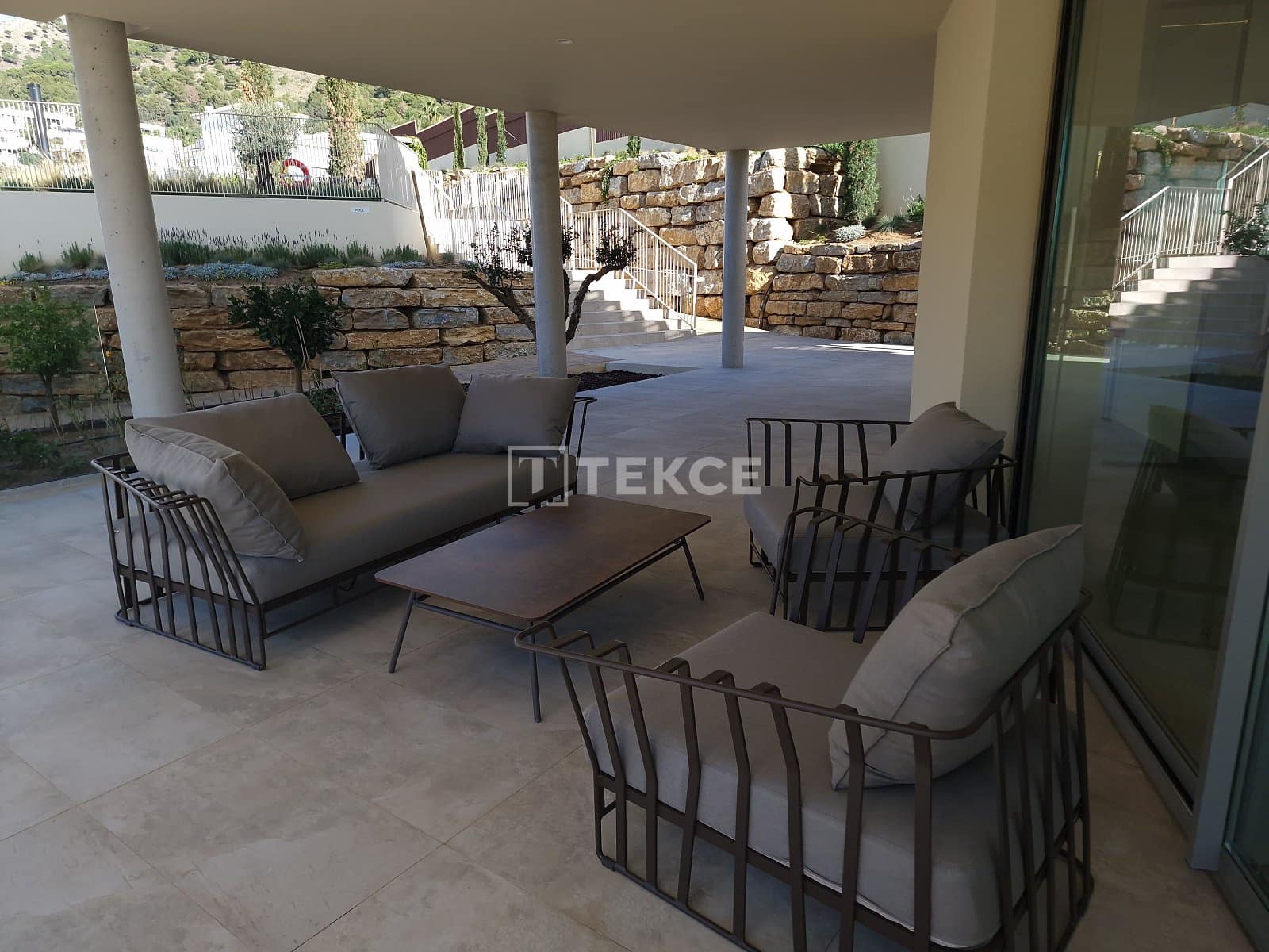3 bedroom Flat for sale in Mijas with pool - € 1,150,000 (Ref: 8964908)