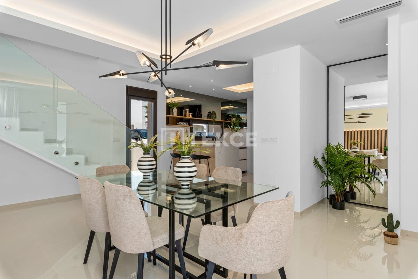 3 sypialnia Willa na sprzedaż w Ciudad Quesada z basenem - 761 000 € (Ref: 8964913)