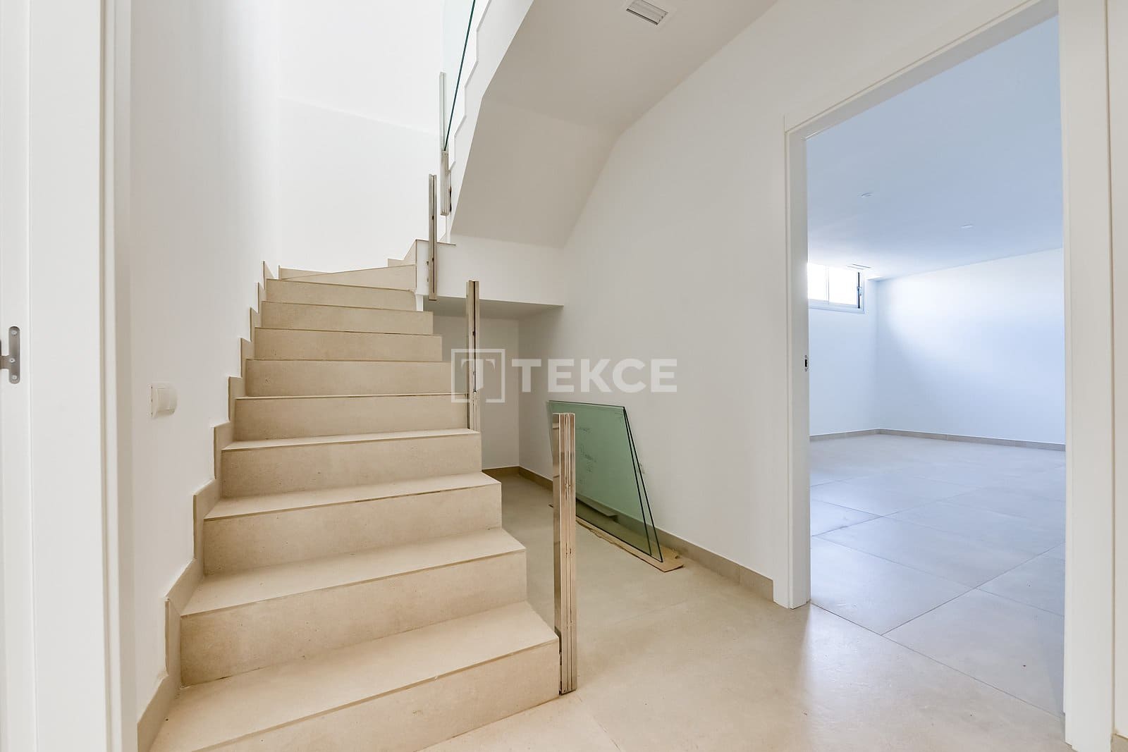 3 bedroom Villa for sale in Finestrat with pool - € 1,200,000 (Ref: 8964931)