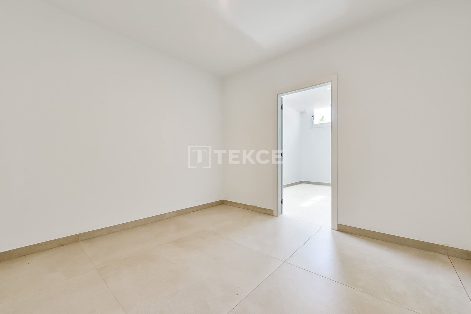 3 bedroom Villa for sale in Finestrat with pool - € 1,200,000 (Ref: 8964931)