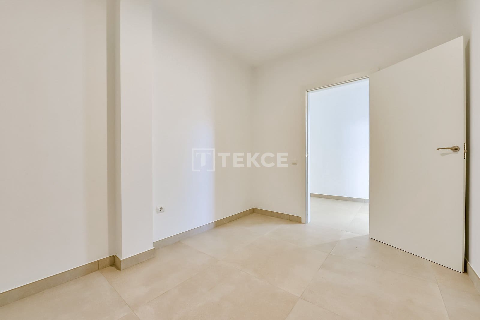 3 bedroom Villa for sale in Finestrat with pool - € 1,200,000 (Ref: 8964931)