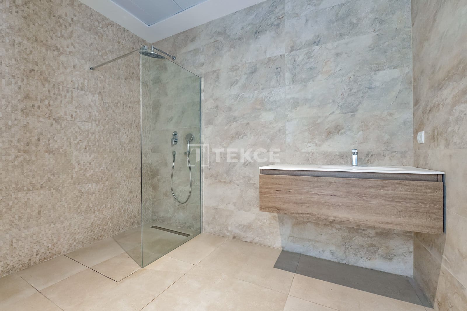 3 bedroom Villa for sale in Finestrat with pool - € 1,200,000 (Ref: 8964931)