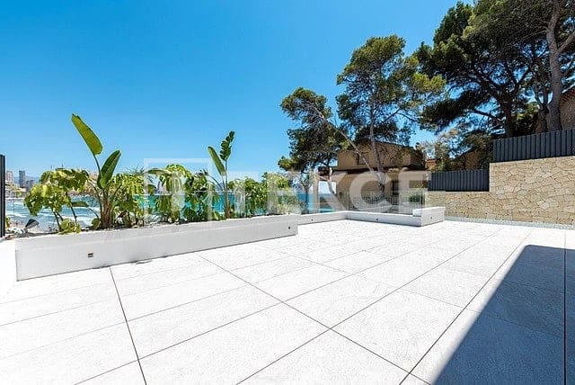 4 sypialnia Mieszkanie na sprzedaż w Benidorm z basenem - 1 650 000 € (Ref: 8964945)