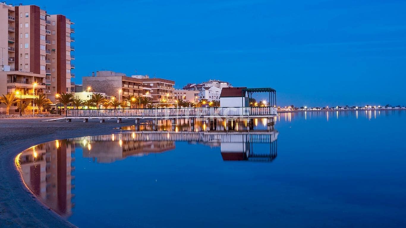 3 sypialnia Willa na sprzedaż w San Pedro del Pinatar z basenem - 480 000 € (Ref: 8964948)