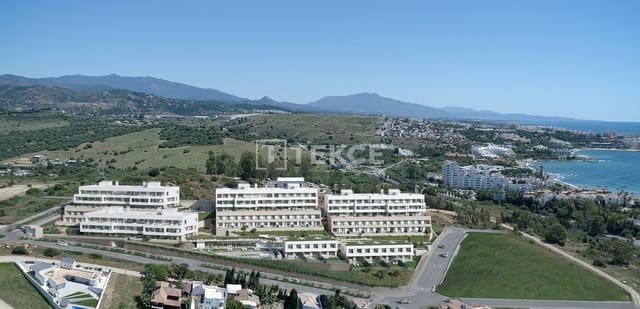 2 sypialnia Mieszkanie na sprzedaż w Estepona z basenem - 650 000 € (Ref: 8964978)