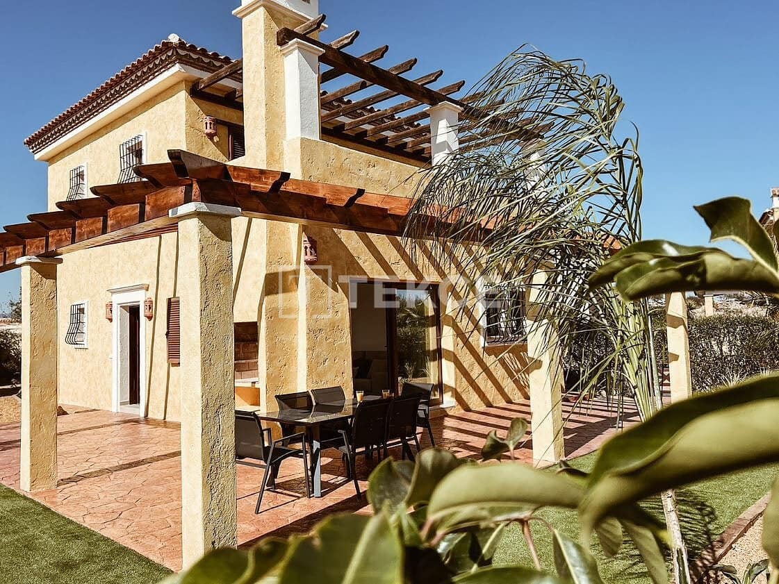 3 sovrum Villa till salu i Cuevas del Almanzora med pool - 390 000 € (Ref: 8964989)
