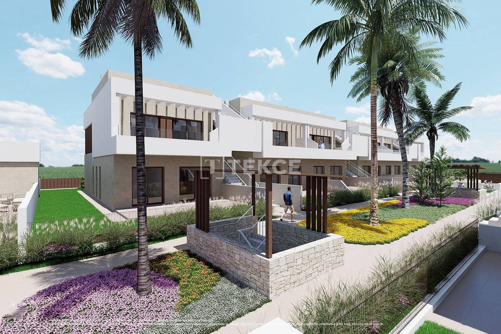 3 bedroom Flat for sale in Los Alcazares with pool - € 350,000 (Ref: 8965006)