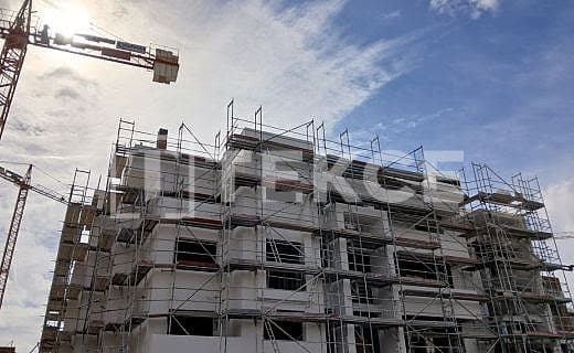 3 slaapkamer Flat te koop in Estepona met zwembad - € 725.000 (Ref: 8965023)