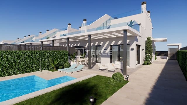 3 sypialnia Willa na sprzedaż w Centro, Los Alcázares z basenem - 1 390 000 € (Ref: 8965029)