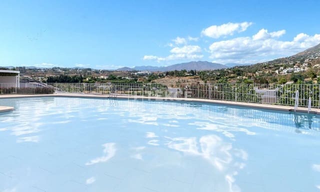 2 chambre Appartement à vendre à Los Pacos, Fuengirola avec piscine - 360 000 € (Ref: 8965031)