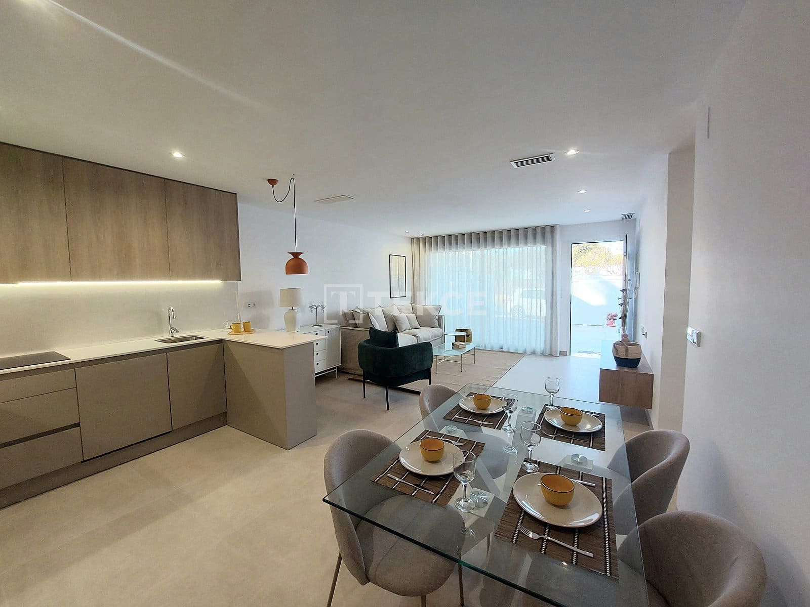 3 sypialnia Willa na sprzedaż w San Pedro del Pinatar z basenem - 450 000 € (Ref: 8965048)