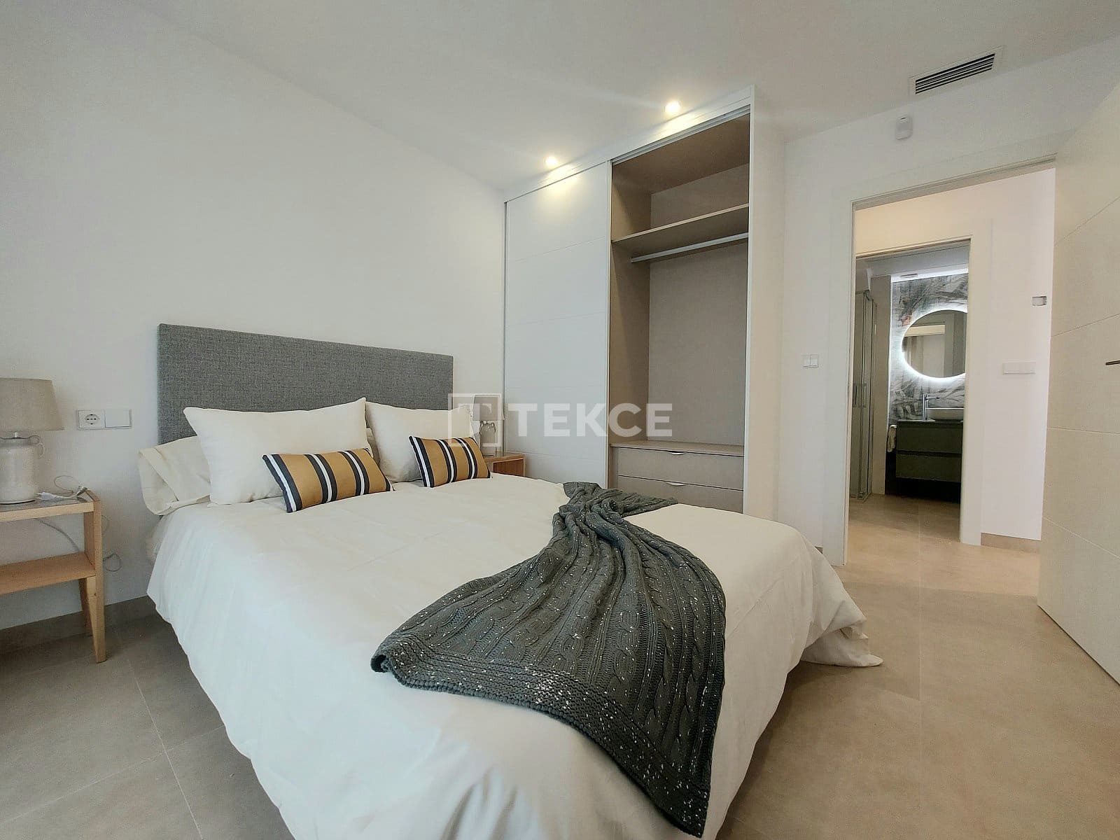 3 sypialnia Willa na sprzedaż w San Pedro del Pinatar z basenem - 450 000 € (Ref: 8965048)