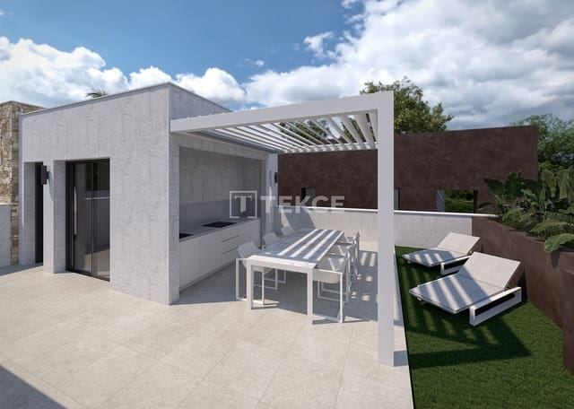 3 sypialnia Willa na sprzedaż w Los Alcázares z basenem - 790 000 € (Ref: 8965060)