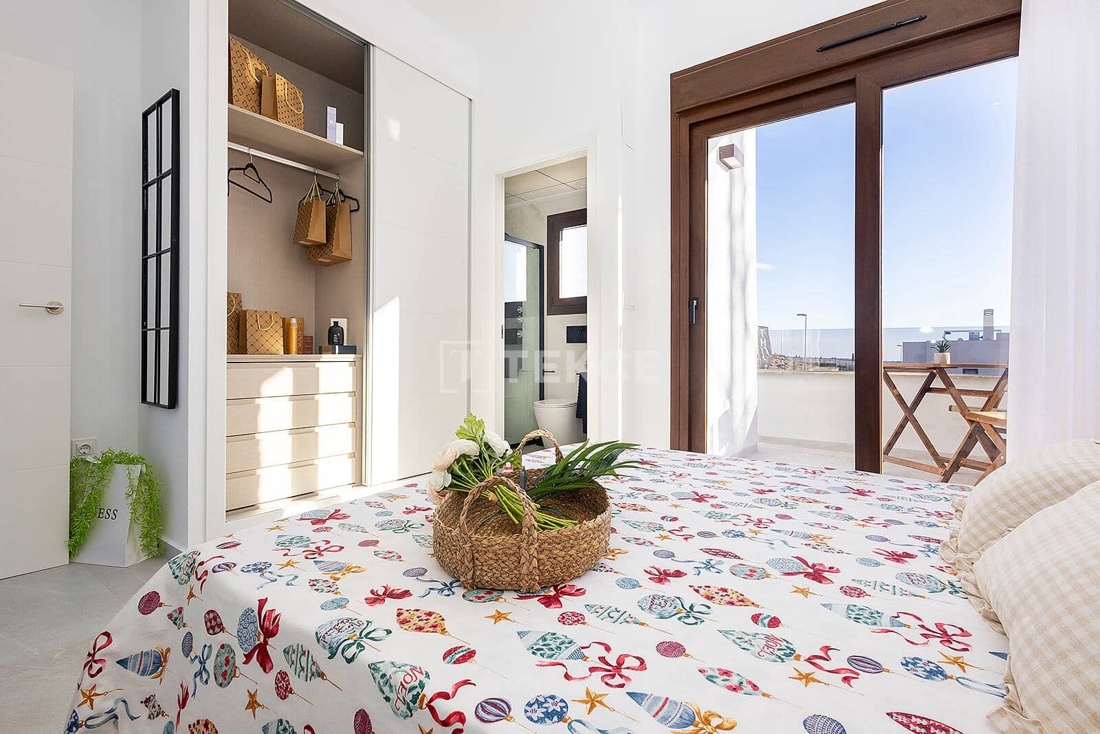 Chalet de 3 habitaciones en Vistabella en venta con piscina - 299.000 € (Ref: 8965061)