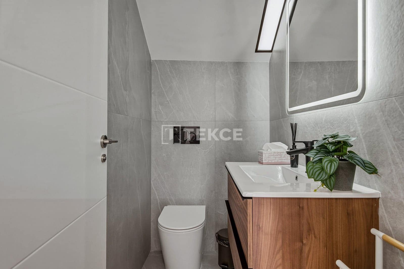 4 slaapkamer Villa te koop in Vistabella met zwembad - € 649.000 (Ref: 8965062)