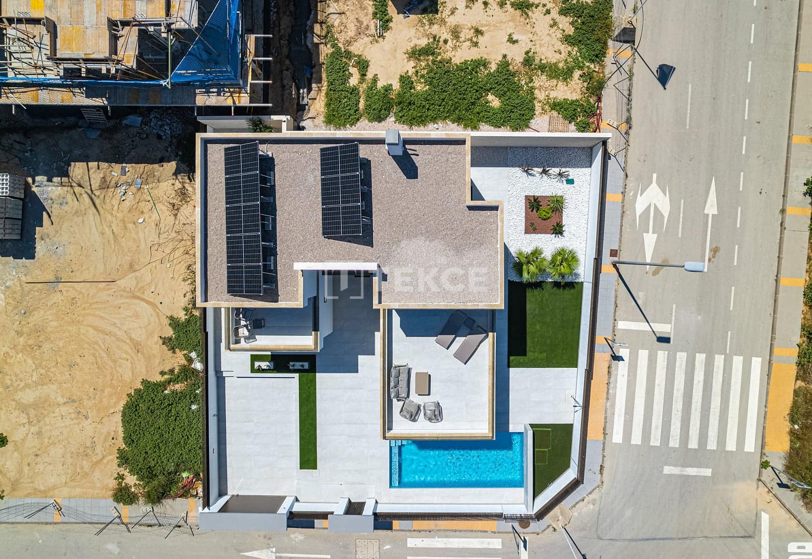 4 slaapkamer Villa te koop in Vistabella met zwembad - € 649.000 (Ref: 8965062)