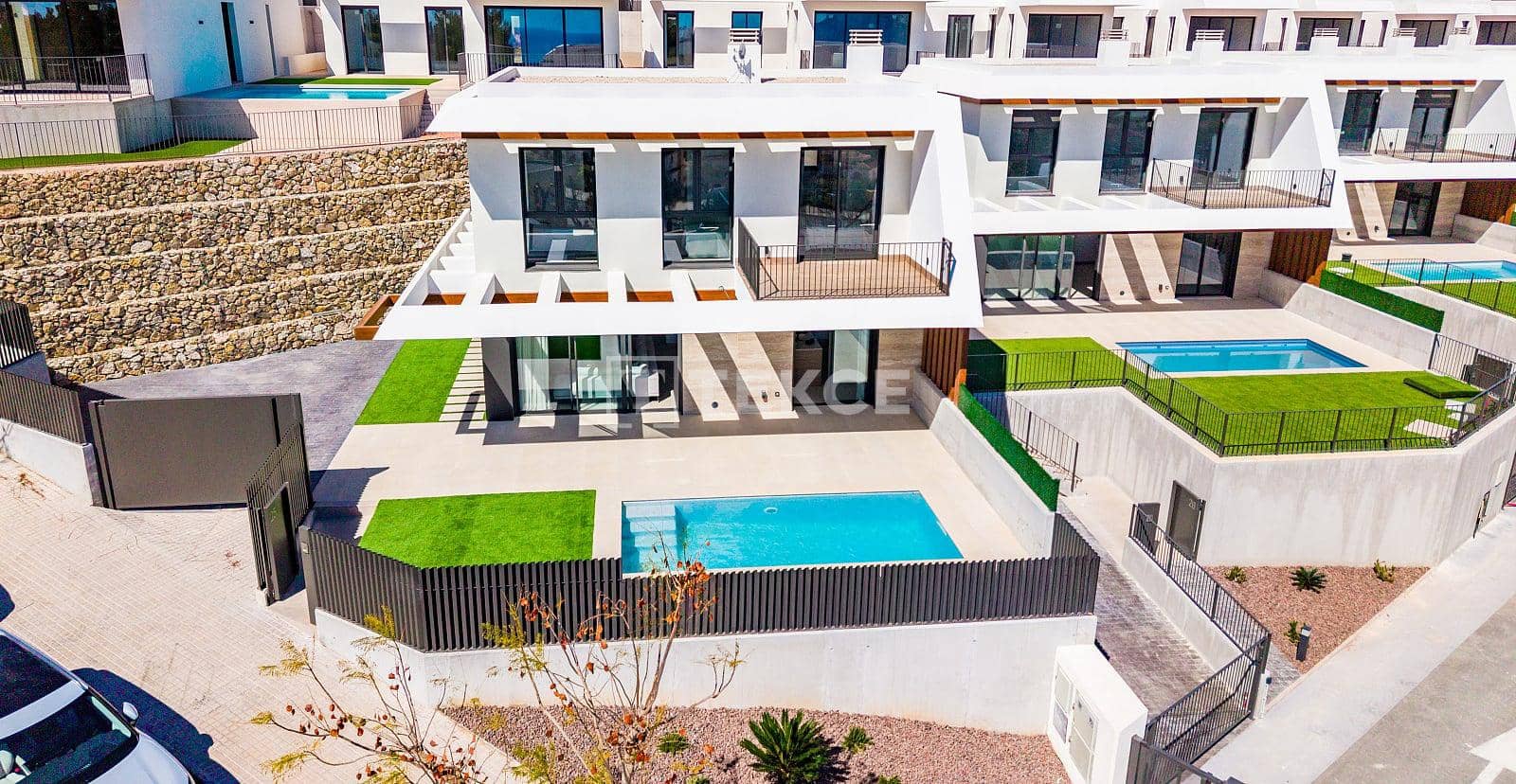 3 bedroom Villa for sale in Polop with pool - € 515,000 (Ref: 8965073)