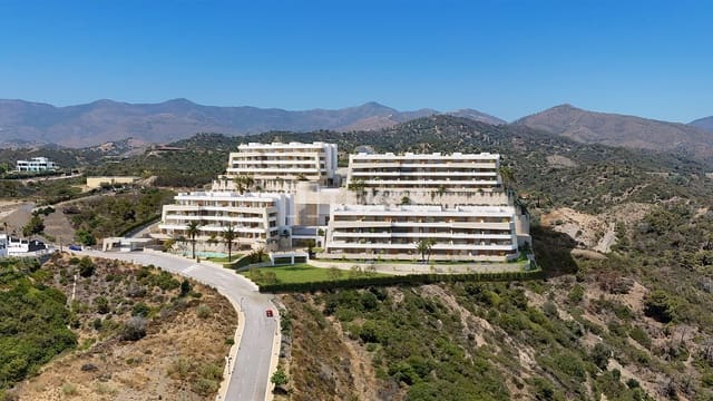 5 chambre Appartement à vendre à Estepona avec piscine - 1 540 000 € (Ref: 8965135)