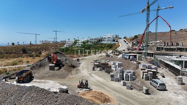 3 sypialnia Mieszkanie na sprzedaż w Estepona z basenem - 1 410 000 € (Ref: 8965137)