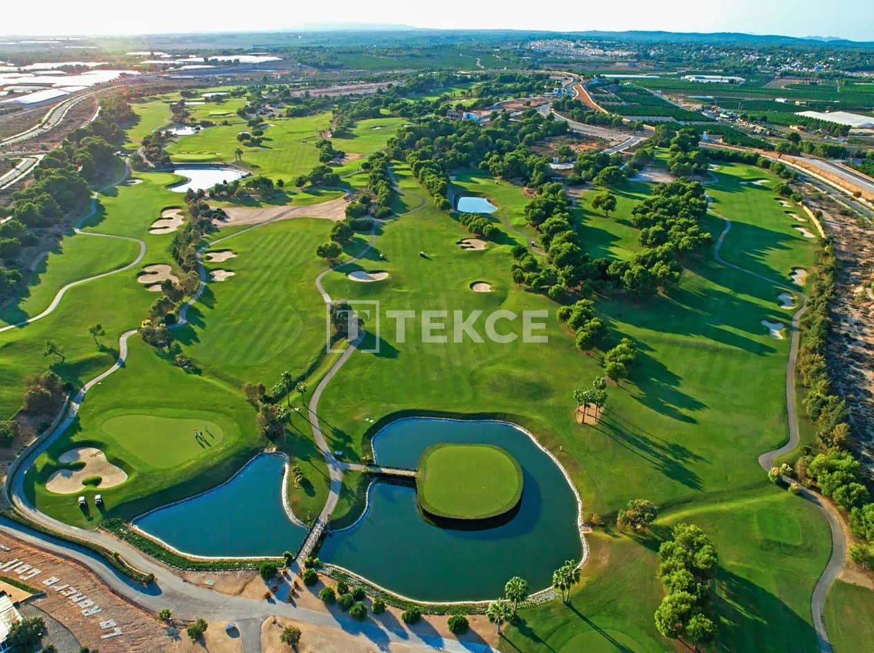 3 Zimmer Villa zu verkaufen in Pinar de Campoverde mit Pool - 499.000 € (Ref: 8965176)