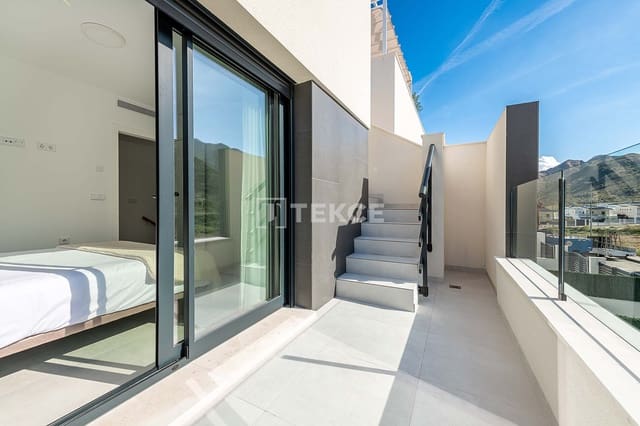 2 soveværelse Villa til salg i Cox med swimmingpool - € 227.000 (Ref: 8965177)