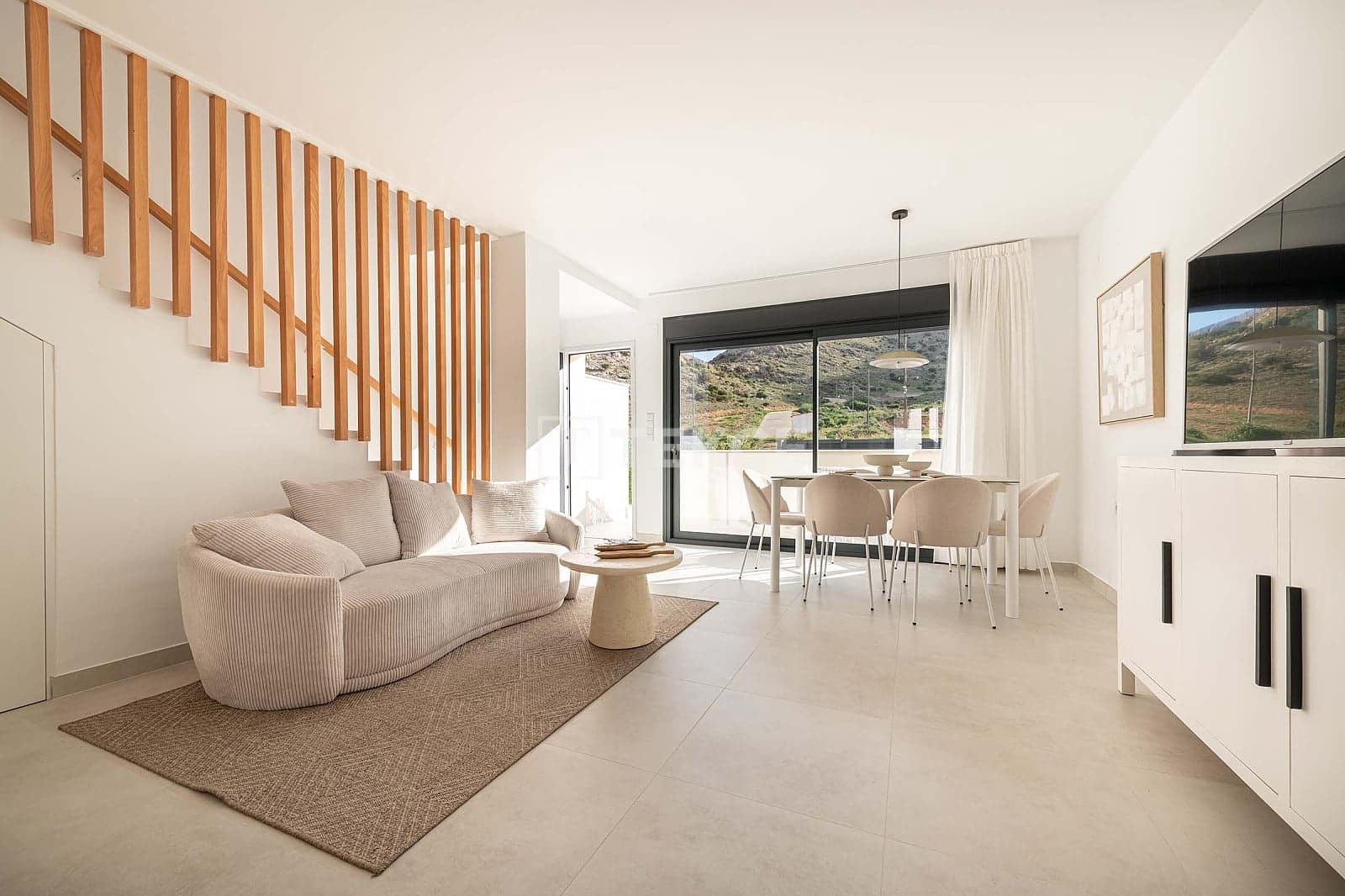 3 slaapkamer Villa te koop in Cox met zwembad - € 240.000 (Ref: 8965178)