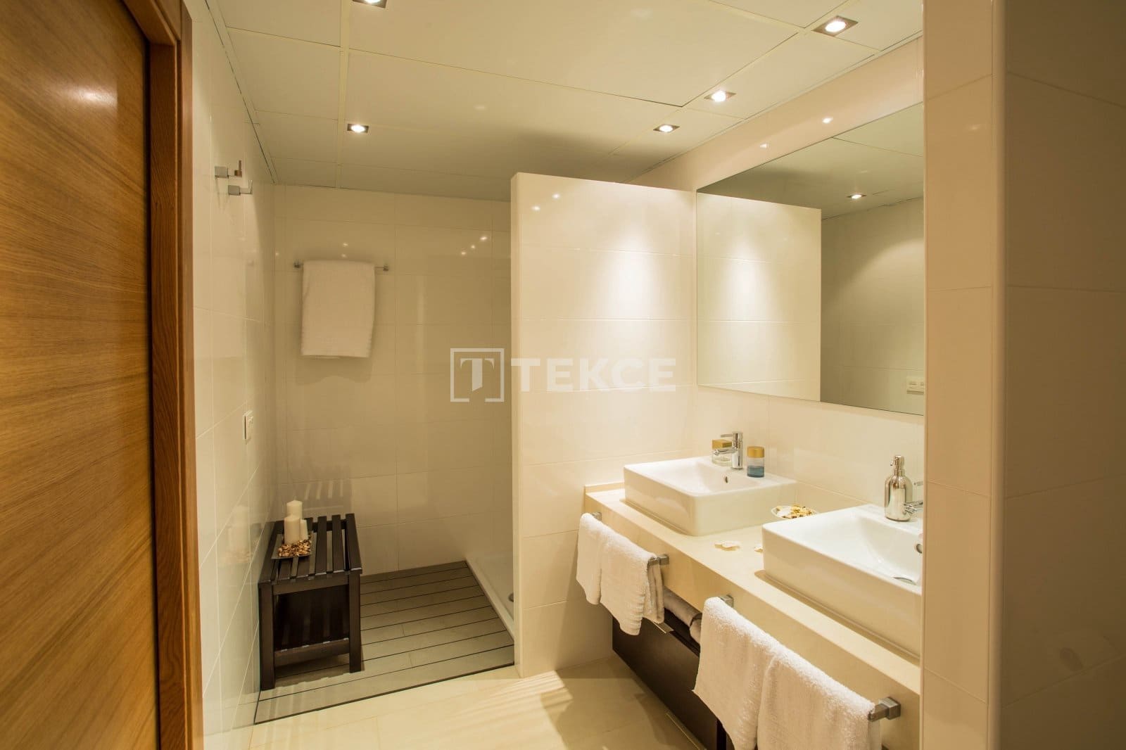 3 soveværelse Lejlighed til salg i Estrella de Mar med swimmingpool - € 239.000 (Ref: 8965179)