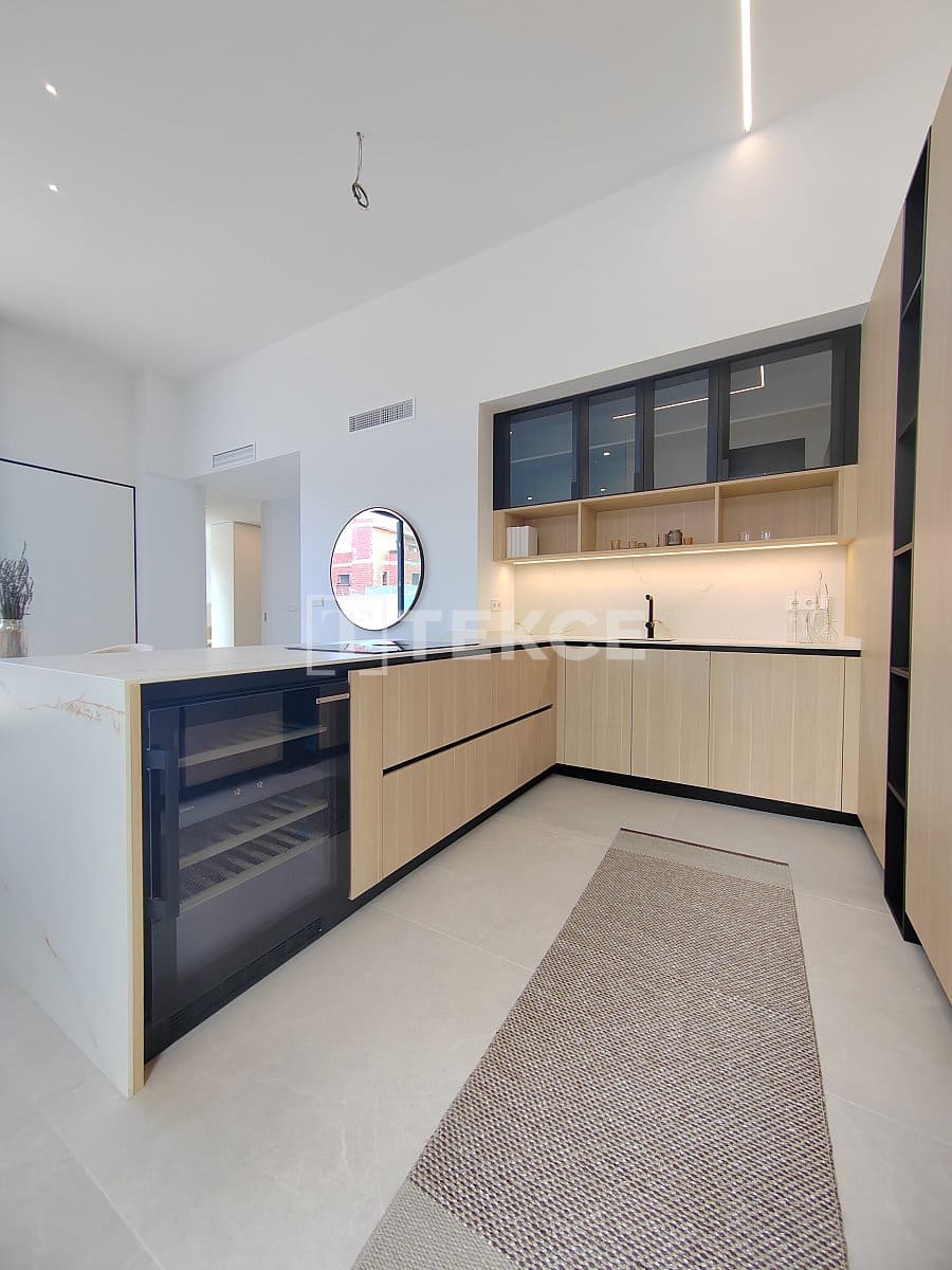 3 bedroom Villa for sale in Rojales with pool - € 575,000 (Ref: 8965261)